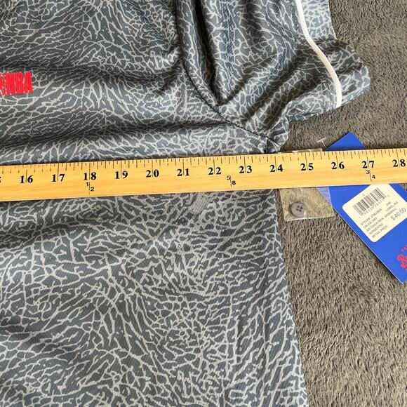 NBA Basketball Jersey Classic Gray Red Short Sleeve Button Front Mens Size Large - Picture 9 of 11